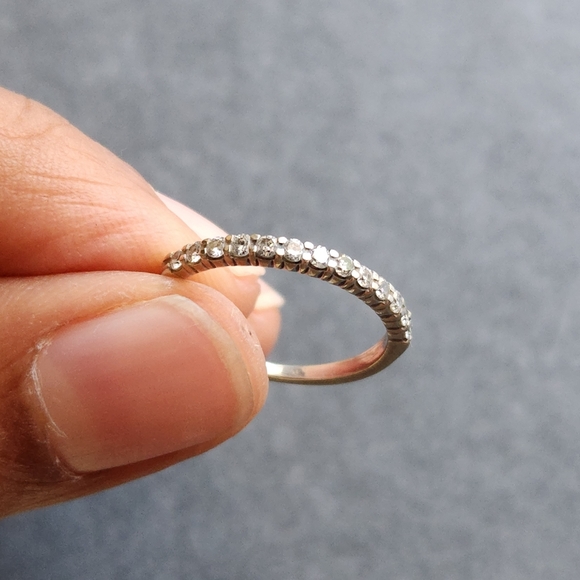 Zales Diamond Wedding Band white gold - Picture 4 of 5